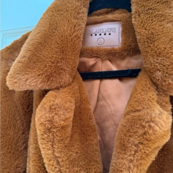 Blank NYC Teddy Jacket in Rich Brown -
Large - Picture 3 of 4